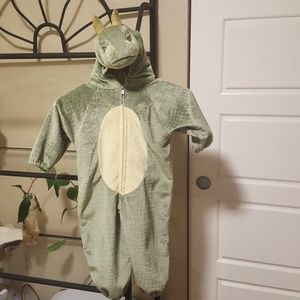 Costumes - Dinosaur costume size 3 to 4t Costumes - Dinosaur costume size 3 to 4t
